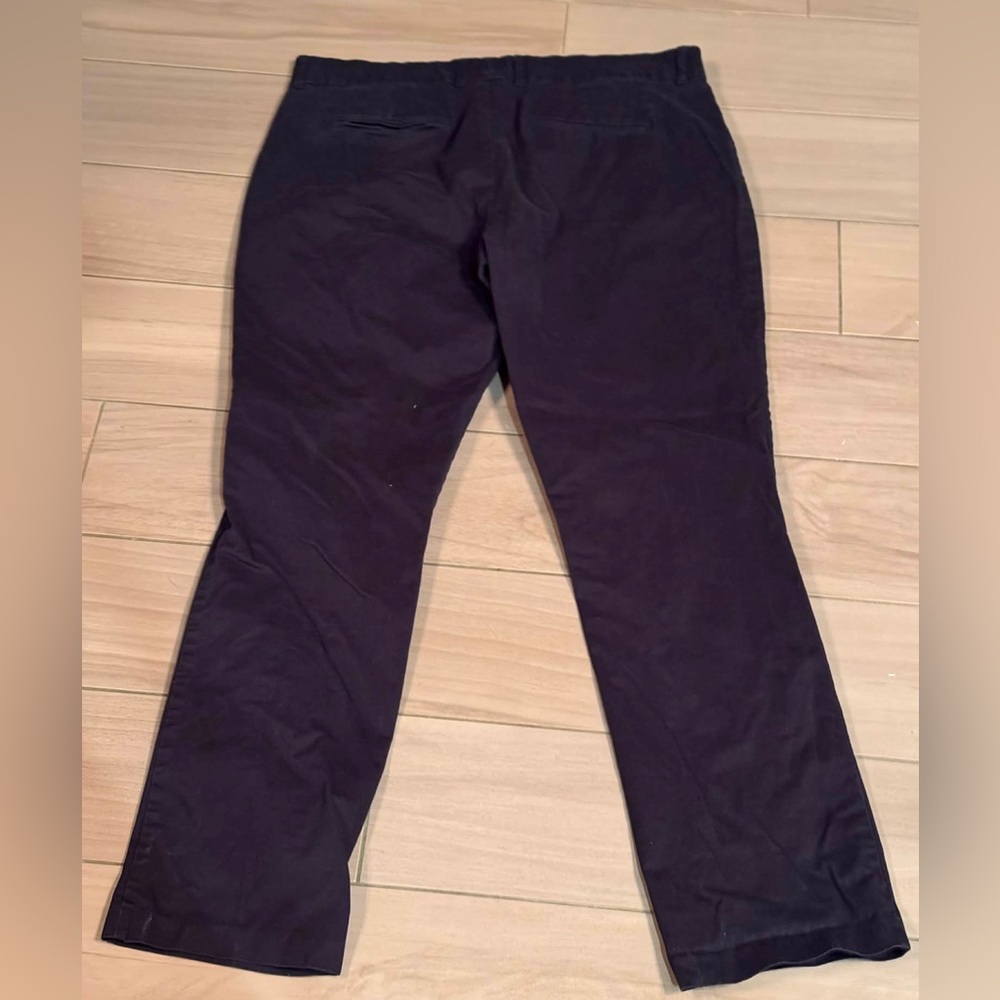 GAP navy blue Chinos khakis size 14x32